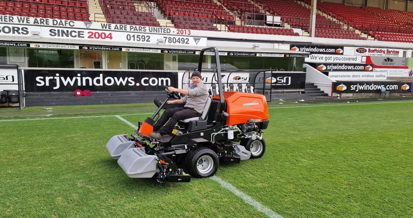 The Pars opt for Jacobsen TR320
