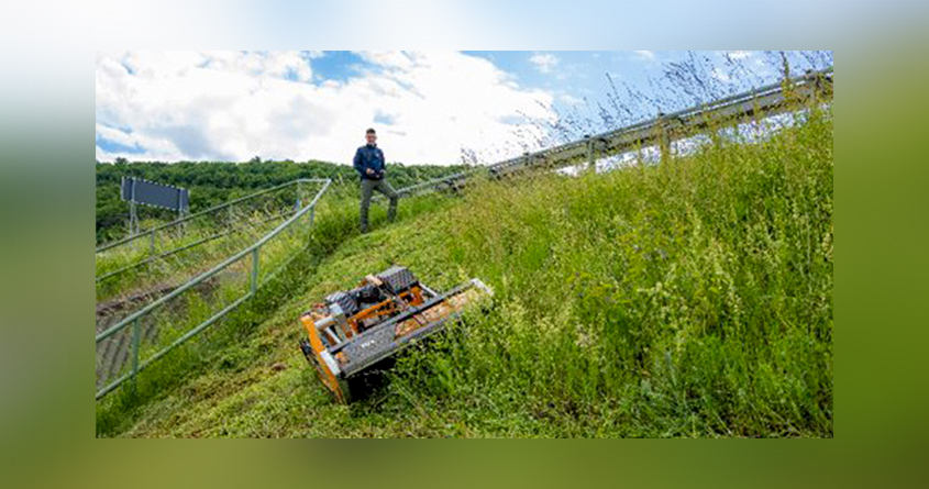 AS 1000 Ovis RC – Simply Steep Mowing