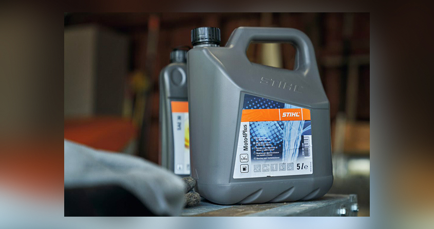Choose STIHL’s RM 655 RS for an elite striped finish
