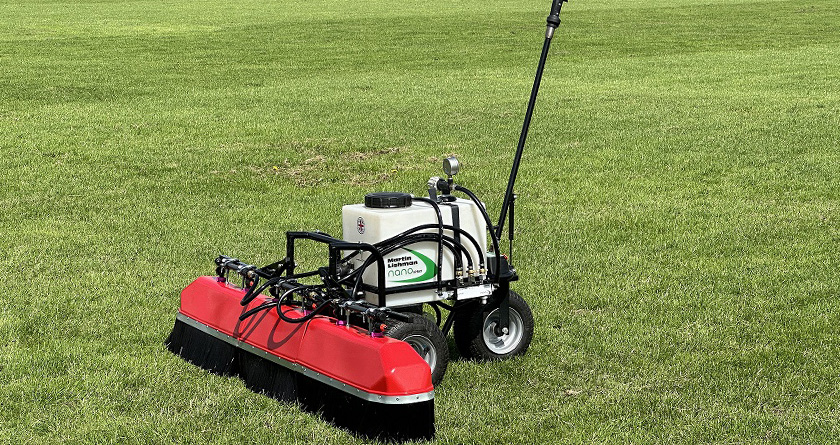 Martin Lishman introduces new shrouded boom for the Nano-Spray