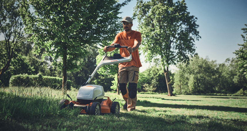 STIHL launch new 7 Series battery-powered mowers for professional use
