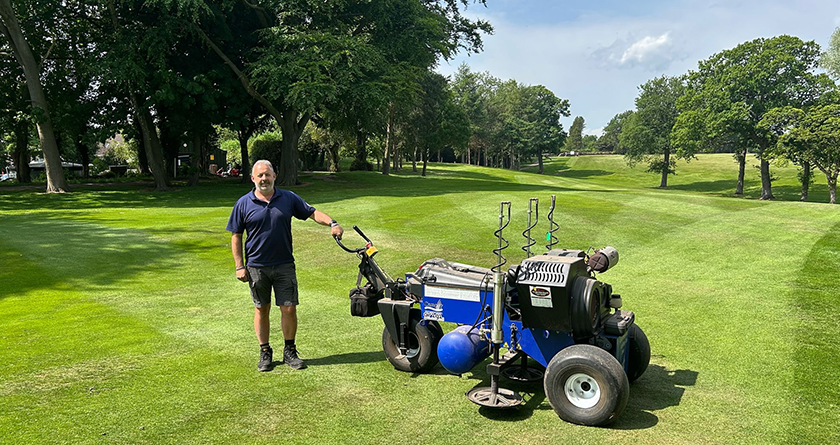 Campey Air2G2 336 providing drainage improvements for Broomieknowe Golf Club